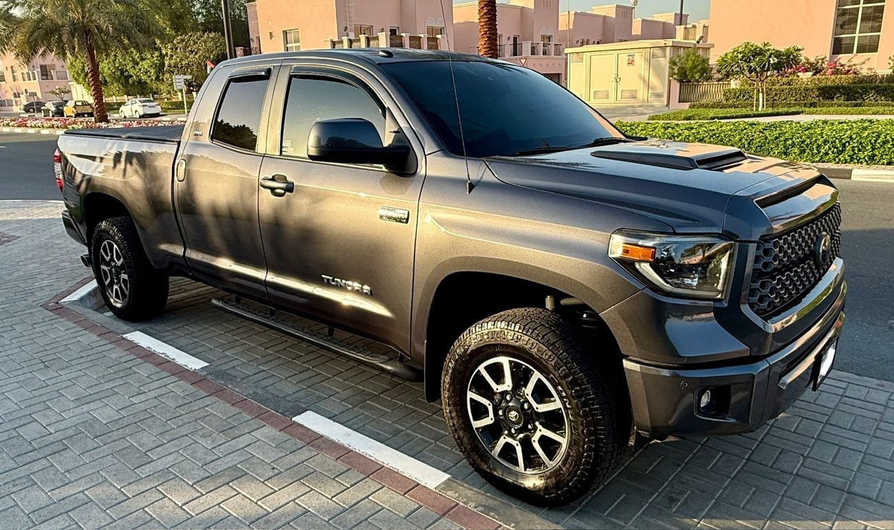 Toyota Tundra 5.7L SR5