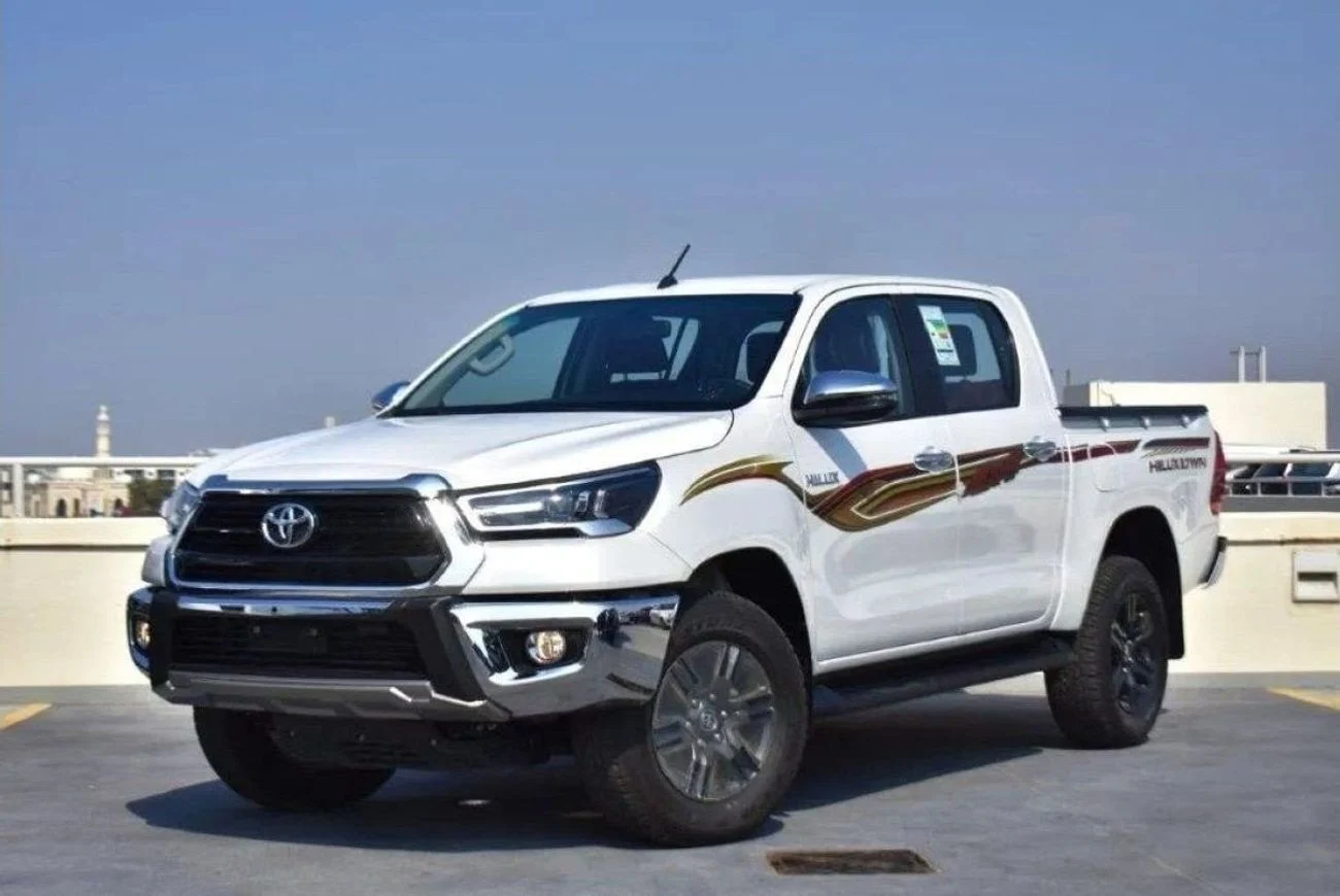Toyota Hilux 2.7L petrol Full Option 2024